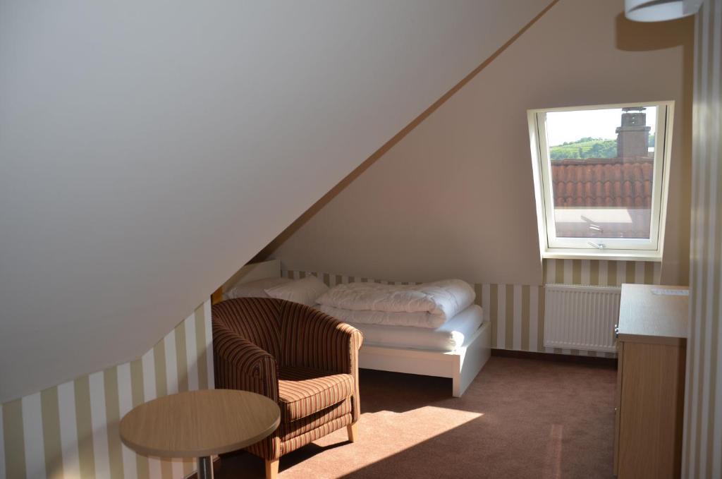 Hotel Ortel Gmbh Besigheim Zimmer foto