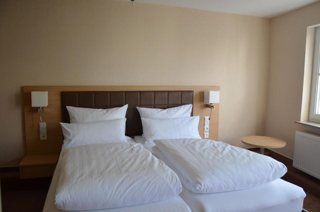 Hotel Ortel Gmbh Besigheim Zimmer foto
